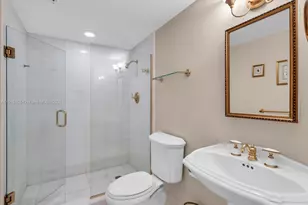 445 Grand Bay Dr, Key Biscayne, FL 33149 - Photo 38