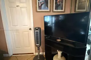 8220 Sunrise Lakes Blvd, Sunrise, FL 33322 - Photo 12