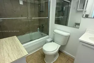 8220 Sunrise Lakes Blvd, Sunrise, FL 33322 - Photo 24