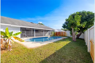 5402 NW Emblem St, Port Saint Lucie, FL 34983 - Photo 2