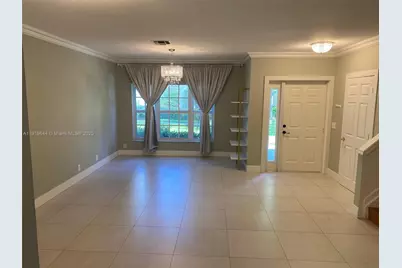 10931 Jewel Box Ln, Tamarac, FL 33321 - Photo 6