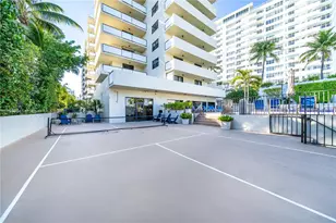 1621 Collins Ave, Miami Beach, FL 33139 - Photo 44