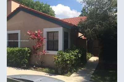 9269 W Sunrise Blvd, Plantation, FL 33322 - Photo 1