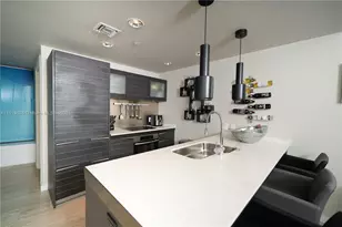 200 Biscayne Blvd Way, Miami, FL 33131 - Photo 12