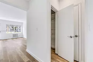 635 8th St, Miami Beach, FL 33139 - Photo 8