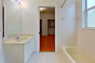 11229 NW 78th Ln, Doral, FL 33178 - Photo 28