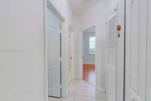 11229 NW 78th Ln, Doral, FL 33178 - Photo 16