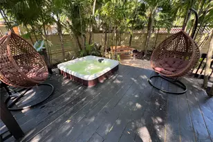 751 NE 80th St, Miami, FL 33138 - Photo 16