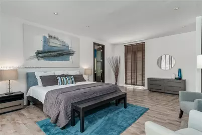 111 S Hibiscus Dr, Miami Beach, FL 33139 - Photo 16