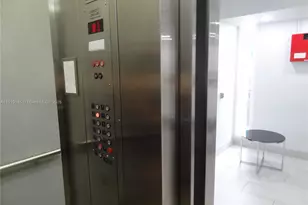 3401 N Country Club Dr, Aventura, FL 33180 - Photo 12