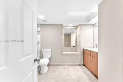 801 N Venetian Dr #208, Miami Beach, FL 33139 - Photo 32