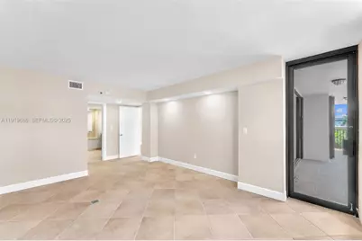 801 N Venetian Dr #208, Miami Beach, FL 33139 - Photo 28