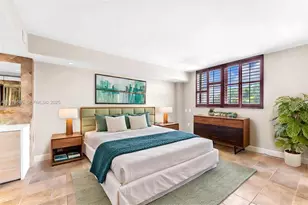 801 N Venetian Dr, Miami Beach, FL 33139 - Photo 36