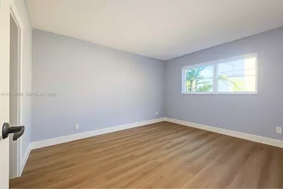 333 NW 17th Ct #203B, Fort Lauderdale, FL 33311 - Photo 8