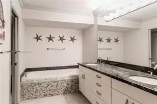 19195 NE 36th Ct, Aventura, FL 33180 - Photo 16