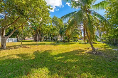 1025 W Flagler St, Miami, FL 33130 - Photo 18