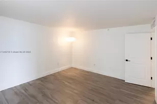 6061 Collins Ave, Miami Beach, FL 33140 - Photo 26