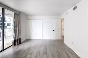 6061 Collins Ave, Miami Beach, FL 33140 - Photo 18