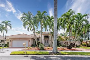 392 Coconut Cir, Weston, FL 33326 - Photo 1