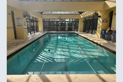 1000 Quayside Ter #812, Miami, FL 33138 - Photo 30