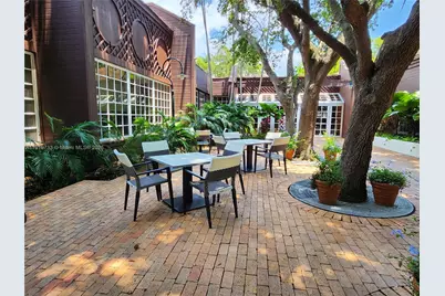 1000 Quayside Ter #812, Miami, FL 33138 - Photo 28