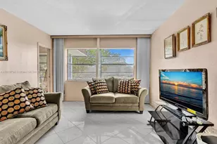 5102 NW 36th St, Lauderdale Lakes, FL 33319 - Photo 16