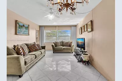 5102 NW 36th St #607, Lauderdale Lakes, FL 33319 - Photo 14