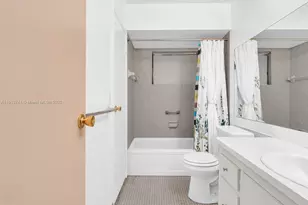 5102 NW 36th St, Lauderdale Lakes, FL 33319 - Photo 26