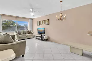 5102 NW 36th St, Lauderdale Lakes, FL 33319 - Photo 12