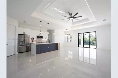 3115 2nd St SW, Lehigh Acres, FL 33976 - Photo 4