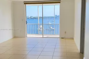 2910 Point E Dr, Aventura, FL 33160 - Photo 14