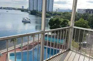 2910 Point E Dr, Aventura, FL 33160 - Photo 8