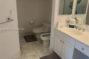 3600 Yacht Club Dr, Aventura, FL 33180 - Photo 28