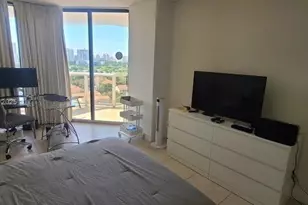 3600 Yacht Club Dr, Aventura, FL 33180 - Photo 46