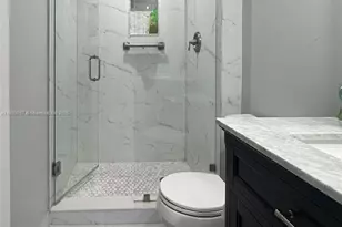 501 Blue Heron Dr, Hallandale Beach, FL 33009 - Photo 6