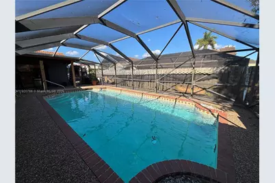 7099 NW 48th Ct, Lauderhill, FL 33319 - Photo 8