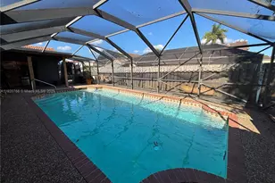 7099 NW 48th Ct, Lauderhill, FL 33319 - Photo 8