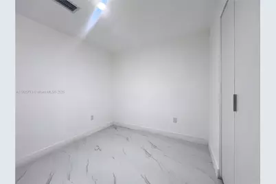 700 NE 24th St #1503, Miami, FL 33137 - Photo 14