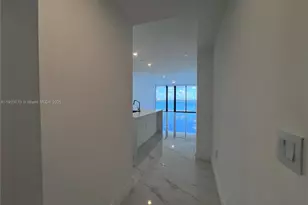 700 NE 24th St, Miami, FL 33137 - Photo 4