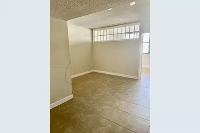 999 Brickell Bay Dr #1806, Miami, FL 33131 - Photo 2