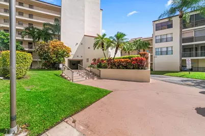 2311 S Cypress Bend Dr #217A, Pompano Beach, FL 33069 - Photo 1