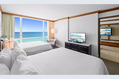 6801 Collins Ave 822(Door#) 805 (Legal#), Miami Beach, FL 33141 - Photo 12