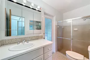 7541 Embassy Blvd, Miramar, FL 33023 - Photo 38