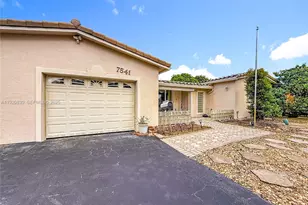 7541 Embassy Blvd, Miramar, FL 33023 - Photo 2