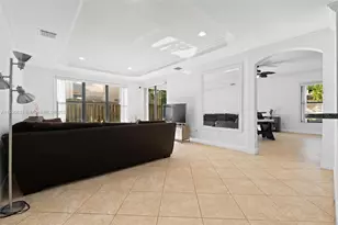 8934 SW 227th Terrace, Cutler Bay, FL 33190 - Photo 4