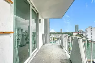 7133 Bay Dr, Miami Beach, FL 33141 - Photo 18