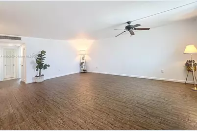 7133 Bay Dr #705, Miami Beach, FL 33141 - Photo 1