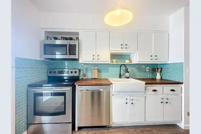 7133 Bay Dr #705, Miami Beach, FL 33141 - Photo 4