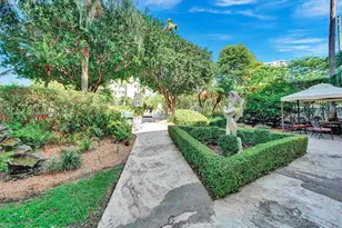 255 W 24th St, Miami Beach, FL 33140 - Photo 24