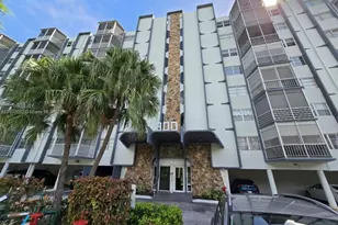 300 Diplomat Pkwy, Hallandale Beach, FL 33009 - Photo 2